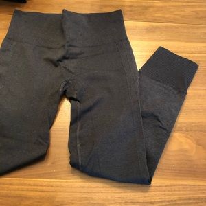 Lulu lemon dark gray size pants